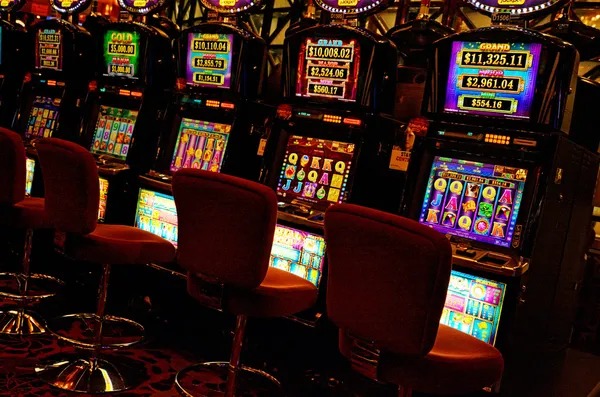 Mega Moolah bonus wheel feature on poa platform